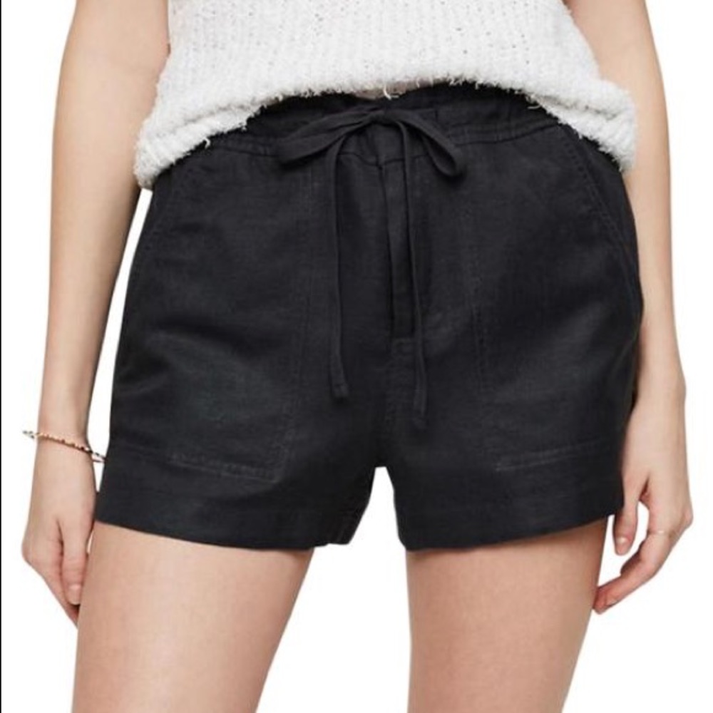 Lou & Grey Linen Shorts
